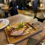 DESIGN FOOD MARKET - 