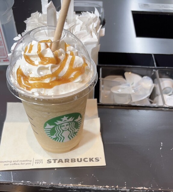 STARBUCKS COFFEE Ekimaruse Shin Osaka Ten photo 3