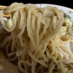 東京庵 - 『中華そば(醤油)』の麺