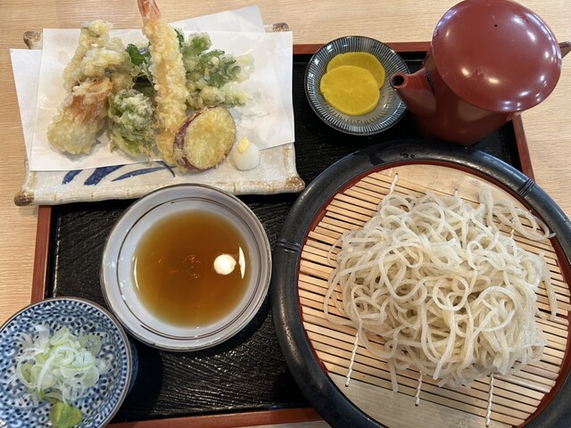 道の駅 ふるどの &ndash; 磐城石川で味わう地元の味と癒しのカフェ