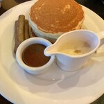 Makahiki - バターミルクパンケーキ