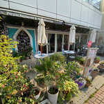 トランジ - 外観