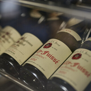フランスワインは約30種類。料理とのマリアージュを楽しんで