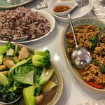 Baan Khanitha Thai Cuisine - 
