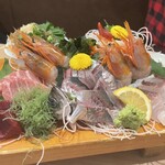 すし処あさまる - 刺身盛り合わせ