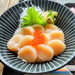 光る海 - 生ホタテ丼