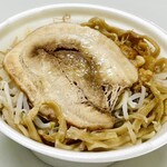 セブンイレブン - 料理写真:チルドラーメン