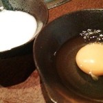 馬肉専門店 よかよか - 山芋と玉子で頂きます♪