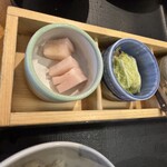 とんＱ - 定食についた漬物