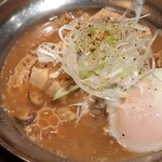 やむなし松濤 - 牛すじとハチノスの肉豆腐