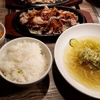 焼肉&手打ち冷麺 二郎 KANAYAMA - 
