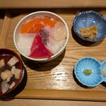 立ち食い海鮮丼 みこ食堂 - 