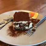 cafe 津別珈琲 - ティラミス、おすすめです、、