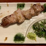 鳥半・魚半 - マグロ串