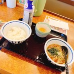 山田うどん - 料理写真: