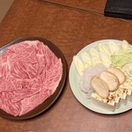 今半本店 - 銘柄牛すき焼き　近江牛とざく(野菜•白滝•おふ•焼き豆腐)