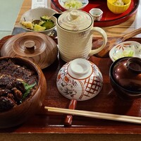 炭焼 うな富士 天白別邸 - 肝付の上のひつまぶし