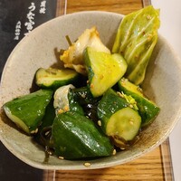 炭焼 うな富士 天白別邸 - 塩だれキュウリ・キャベツ