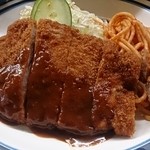 ベル - 豚カツ定食の豚カツ