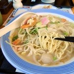 リンガーハット - 麺。