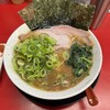 家系ラーメン 王道家直伝 との丸家  八潮店