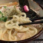 秋田ラーメン はま - 特製味噌の極太麺