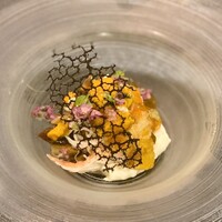 TEPPAN GRILL Grillia - 鮑、紅ずわい蟹、牛肉と昆布の出汁のジュレとカリフラワーのムース