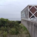 SEA HOUSE - 