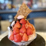 LatteArt-Bar Z.E.R.O - あまおうのザッハトルテ