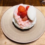 HAGI - 苺の天然かき氷