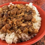 巨林　美而美 - 料理写真:肉燥飯