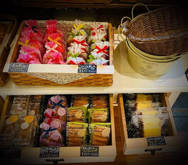 パリジェンヌ洋菓子店 （Parisienne） - 栗橋/ケーキ | 食べログ