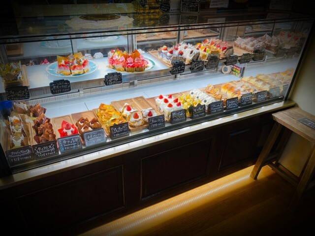パリジェンヌ洋菓子店 （Parisienne） - 栗橋/ケーキ | 食べログ