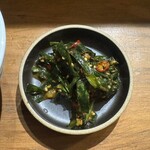 いかれたヌードル フィッシュトンズ - ニラキムチ