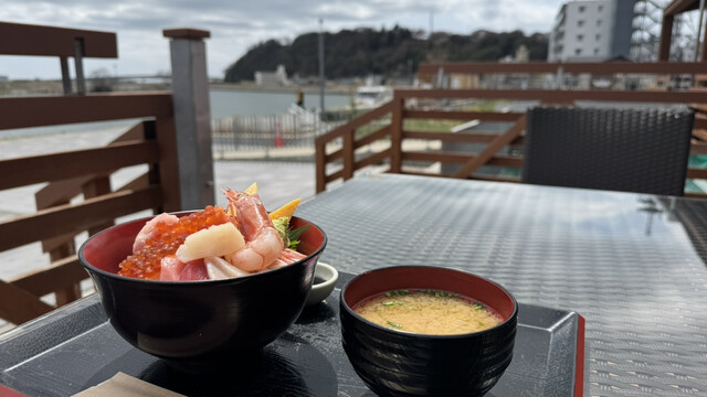 三政商店 元気市場店 - 石巻（海鮮）の写真