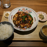 中国菜厨 エスサワダ 新丸ビル店 - 特製麻婆豆腐セット