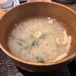 炭火焼和めし処 しんぱち食堂 - 味噌汁❗️
