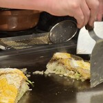 森ふじ - 切られたお好み焼き