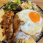 ベトナム屋台PHO CO QUAN (フォコクァン) - 