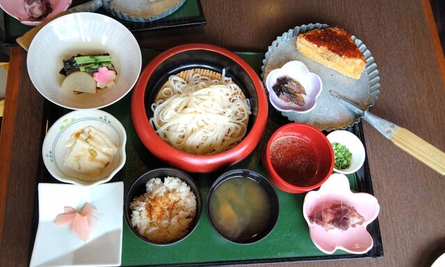 お食事処 ほうろく亭 - 三春（日本料理）の写真