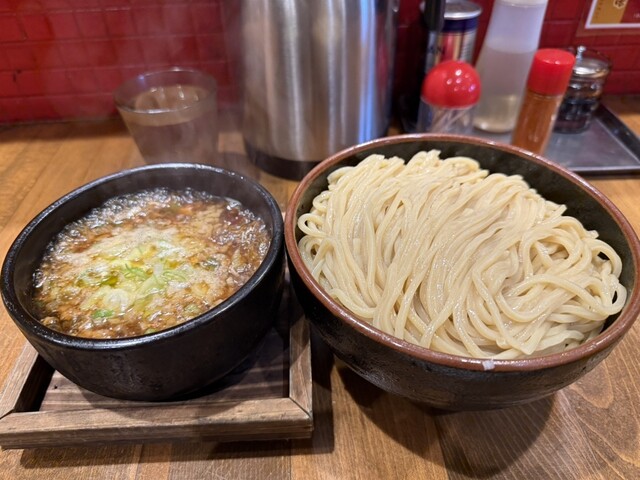 Ambitious Hana photo 5