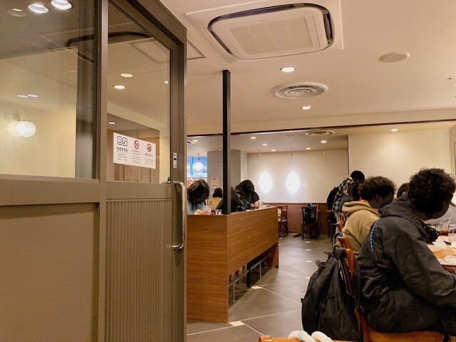 Saint Marc Cafe Seibu Shinjuku Pepe Ten photo 4