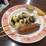 ささのや - ウインナー、ニンニク×2。