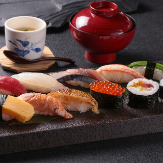 グルメ回転寿司 函太郎_2