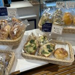 ブレドール - 2025/3/24 テイクアウトで利用。メニューの様子。