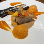 真白 - 甘鯛　三種のソース　黒いのはレモンソース炭