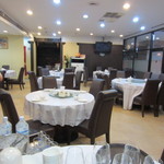 Tang Jai Yoo Chinese Restaurant - お店には広々とした個室も完備されて幅広いお客様に対応できるような造りになってます。 
            
            