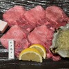 焼き肉もつ鍋 西新初喜 マークイズ福岡ももち店