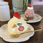 カフェのある暮らしとお菓子のお店 - 