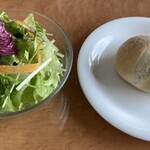 パルティータ - セットサラダ・パン